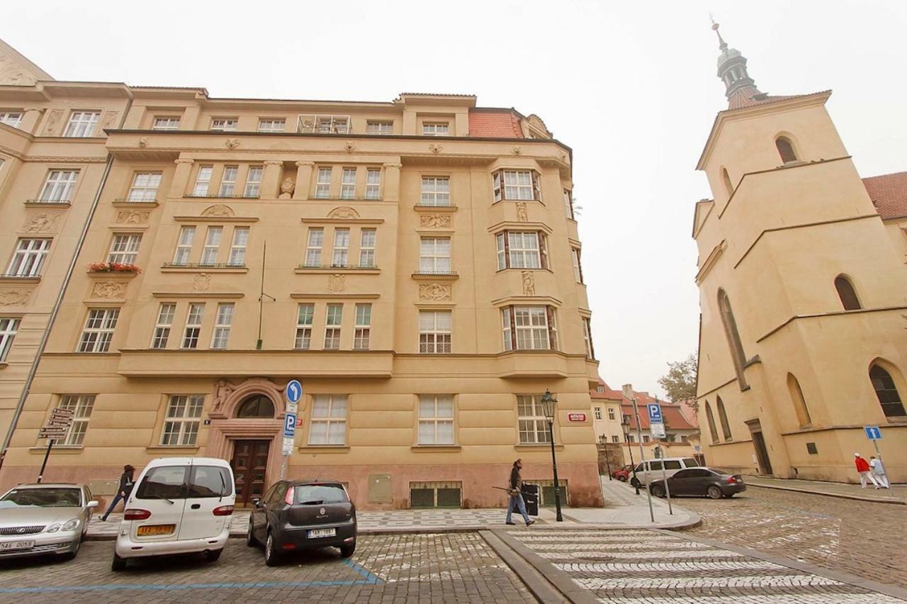 Spacious Elegance In The Heart Of Old Town ปราก ภายนอก รูปภาพ